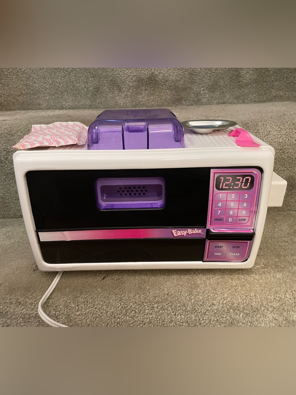 1992 HASBRO Easy Bake Oven & Snack Center
